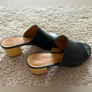 Madewell Devon Heel, 7 1/2, broken in. Extremely comfortable!